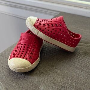 Native Jefferson Slip-On in Coral Red with White Trim